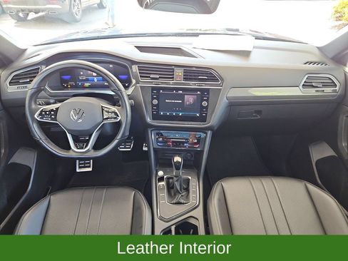 Used 2023 Volkswagen Tiguan SE R-Line FWD image 9