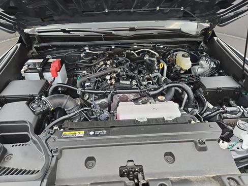 Certified 2025 Toyota 4Runner SR5 RWD image 29