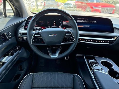 New 2026 Cadillac Lyriq V image 15