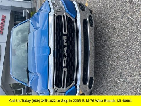 Used 2022 RAM 1500 Big Horn AWD/4WD image 2