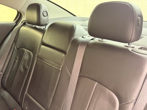 Used 2015 Buick LaCrosse Leather w/ Experience Buick Package FWD image 21