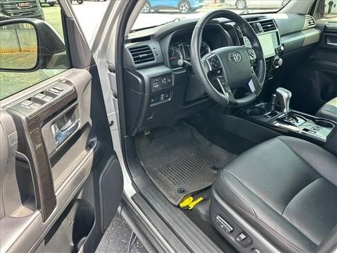 Used 2024 Toyota 4Runner TRD Off-Road Premium w/ Off Road Premium Plus Package AWD/4WD image 15