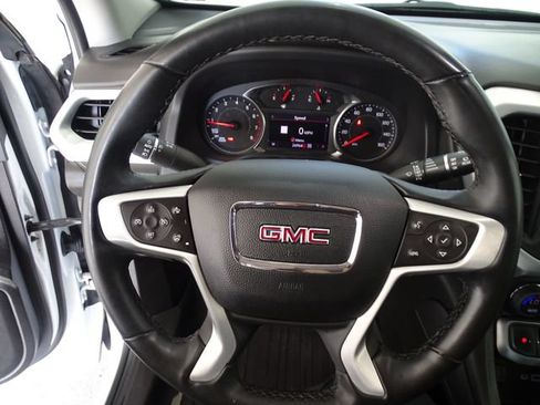 Used 2023 GMC Acadia SLT w/ Preferred Package AWD/4WD image 6