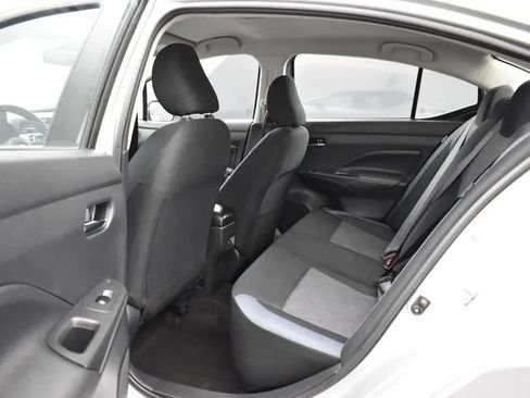 Used 2025 Nissan Versa SV FWD image 15