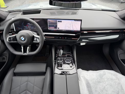 New 2026 BMW 530i xDrive w/ M Sport Package AWD/4WD image 20