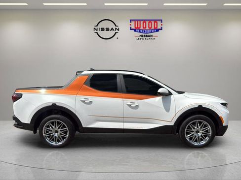 Used 2024 Hyundai Santa Cruz Limited AWD/4WD image 2