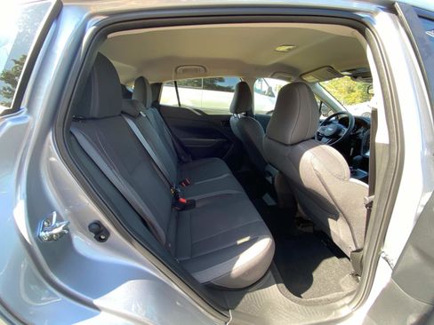 Used 2025 Subaru Impreza 2.0i image 10