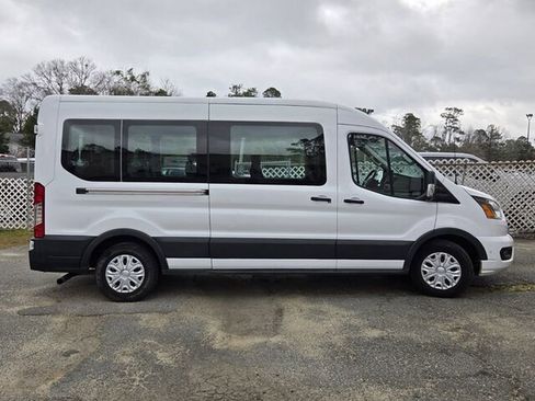 Used 2022 Ford Transit 350 XLT image 10