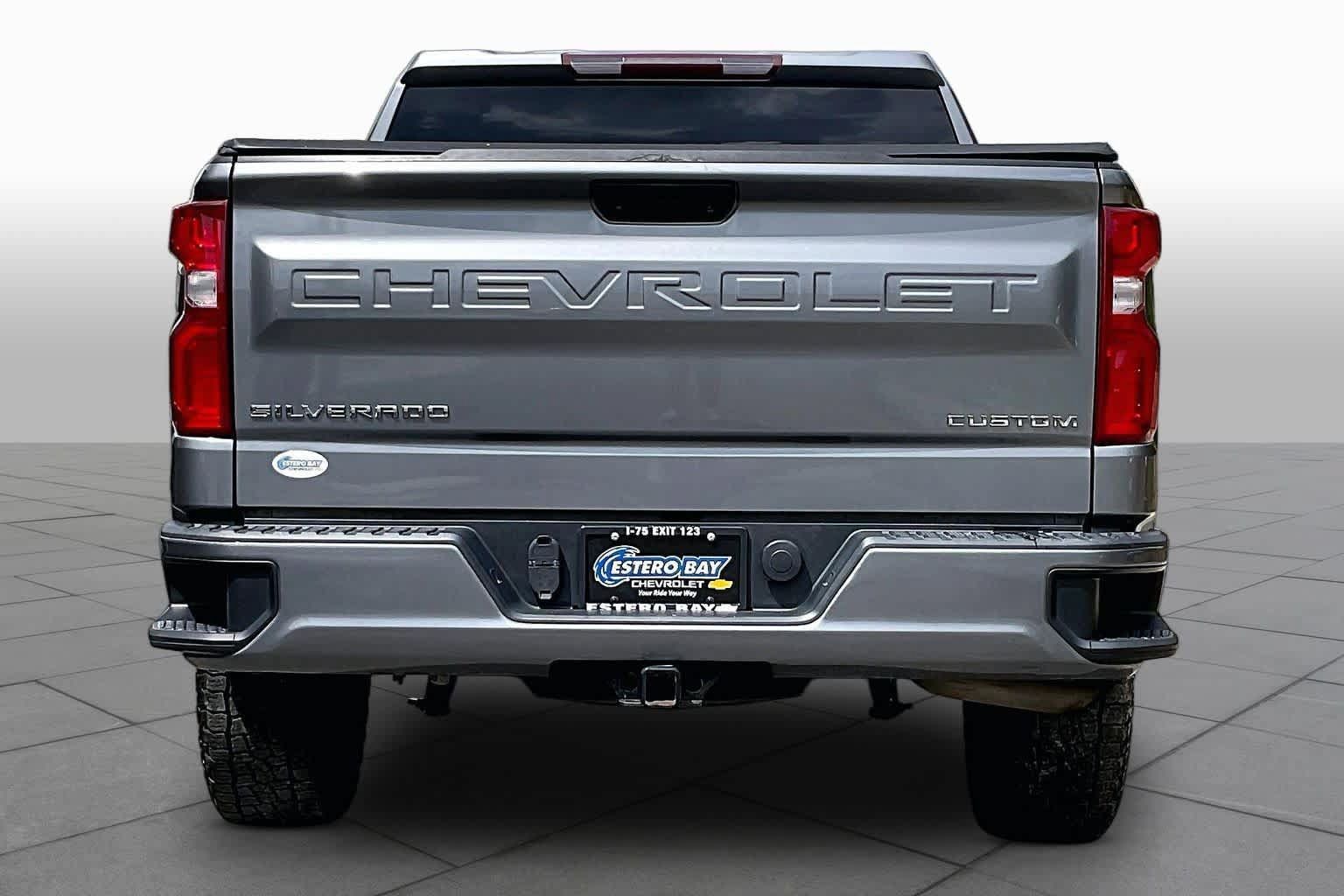 Used 2022 Chevrolet Silverado 1500 Custom AWD/4WD image 5