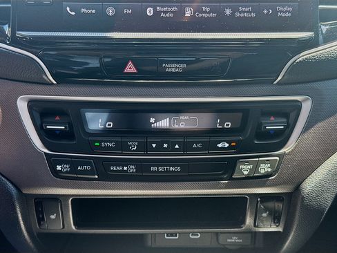Certified 2025 Honda Ridgeline RTL image 14