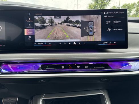 Certified 2023 BMW 760i xDrive AWD/4WD image 24