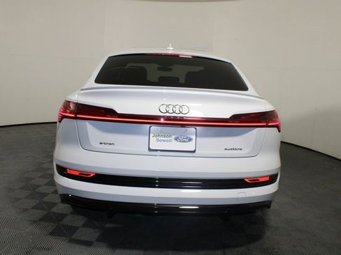 Used 2021 Audi e-tron Premium Plus w/ Premium Plus Package image 6