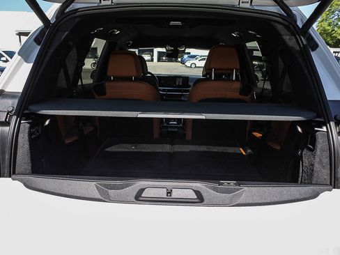 Certified 2026 BMW X7 xDrive40i AWD/4WD image 26
