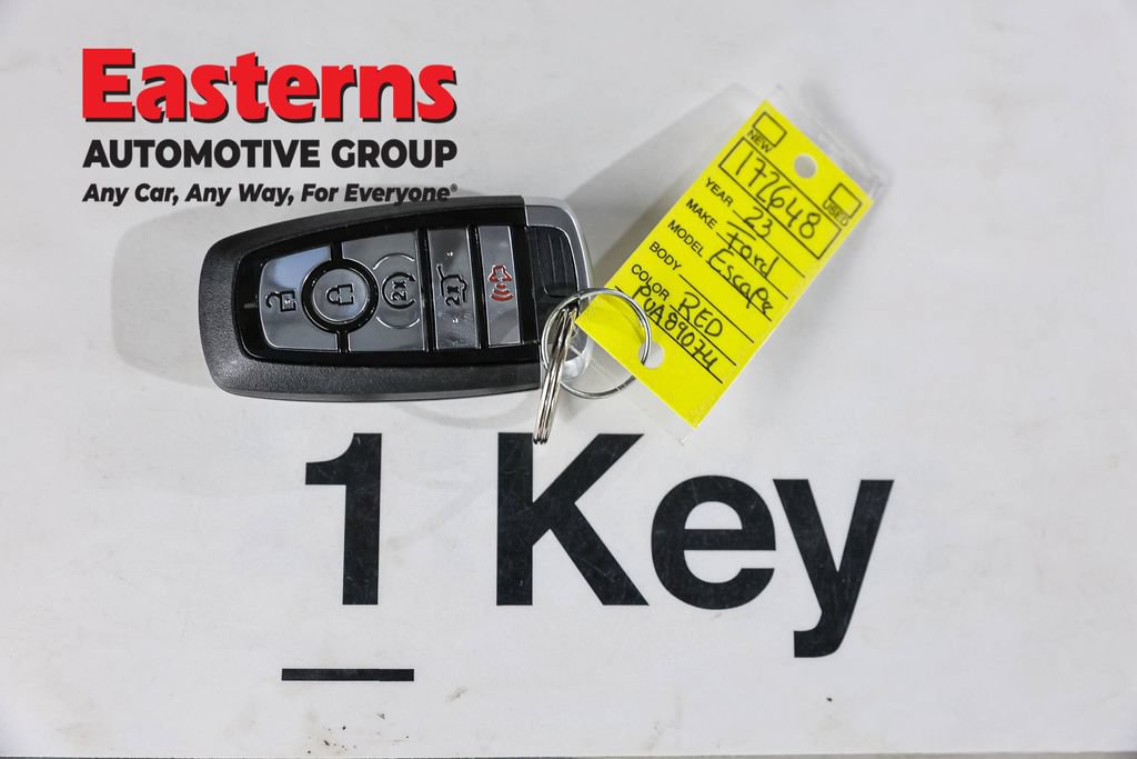 Used 2023 Ford Escape Active AWD/4WD image 28