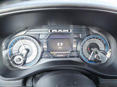 Used 2020 RAM 1500 Limited image 26