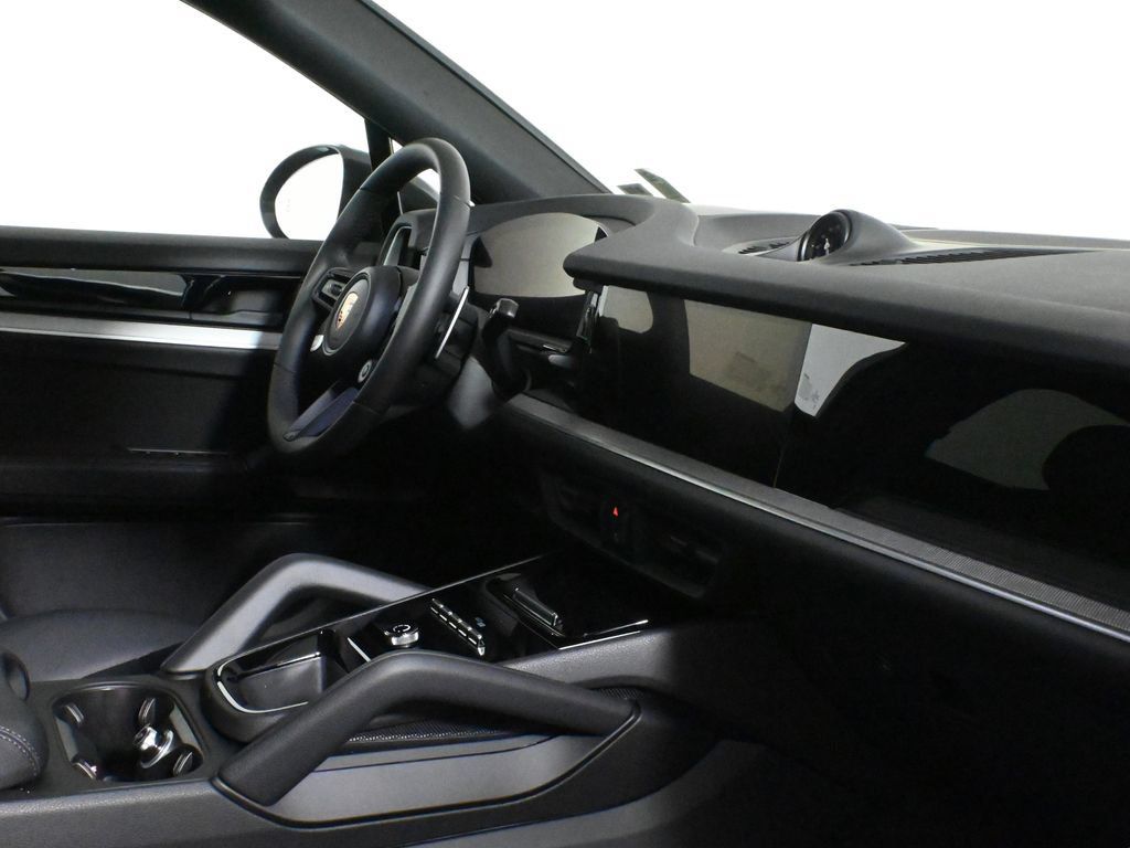 Used 2026 Porsche Cayenne Coupe AWD/4WD image 38