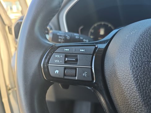 Used 2025 Honda Pilot EX-L image 18