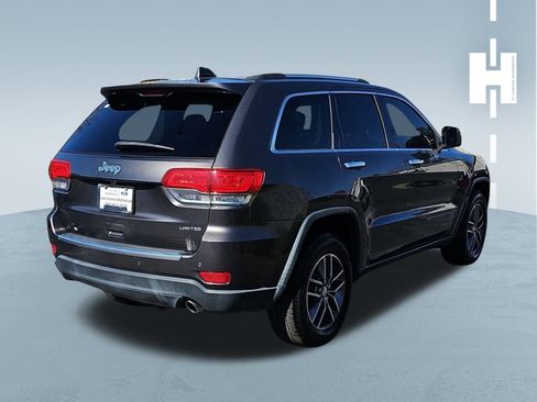 Used 2017 Jeep Grand Cherokee Limited w/ Luxury Group II image 2