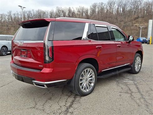 Used 2024 Cadillac Escalade Premium Luxury w/ Performance Package image 6