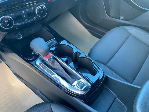 Used 2024 Chevrolet Trax RS w/ Driver Confidence Package image 16