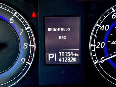 Used 2017 INFINITI QX50 2WD w/ Premium Plus Package image 27