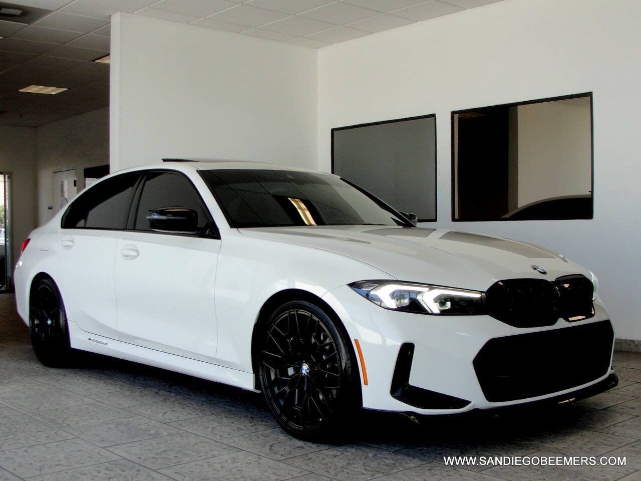 Used 2023 BMW 330i Sedan w/ M Sport Package RWD image 45