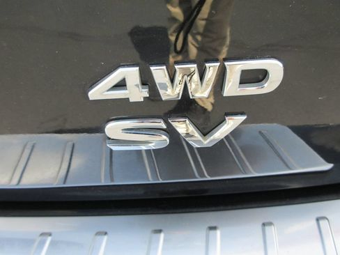 Used 2020 Nissan Pathfinder SV AWD/4WD image 10