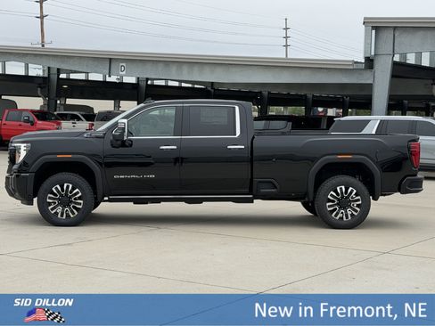 New 2026 GMC Sierra 3500 Denali Ultimate AWD/4WD image 8