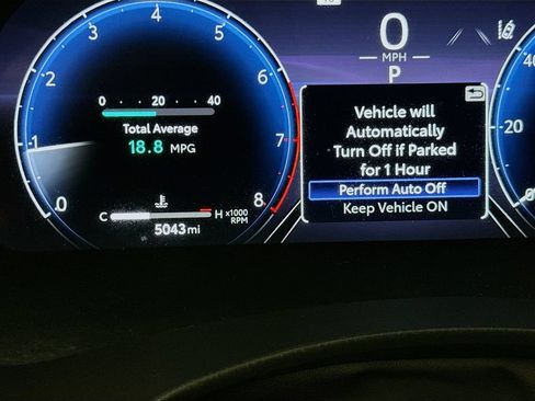 Certified 2025 Toyota Highlander Platinum AWD/4WD image 12