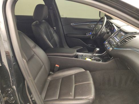 Used 2019 Chevrolet Impala LT w/ Sunroof and Spoiler Package FWD image 21