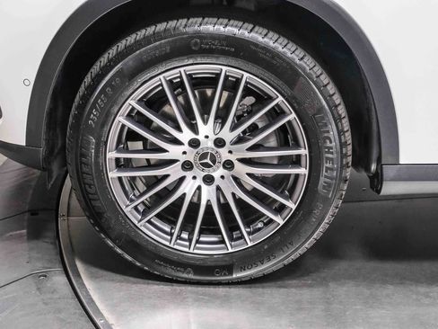 Certified 2026 Mercedes-Benz GLC 300 image 10