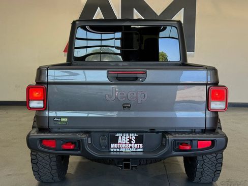 Used 2021 Jeep Gladiator Rubicon AWD/4WD image 5