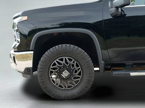Used 2026 Chevrolet Silverado 3500 LTZ w/ LTZ Plus Package AWD/4WD image 13