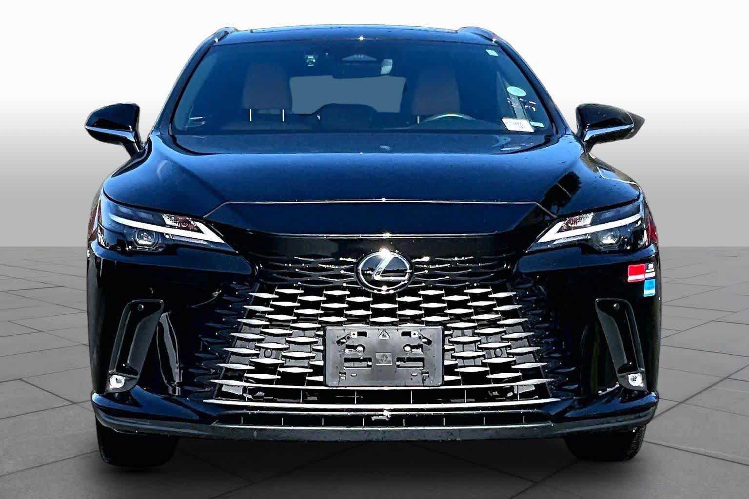Used 2024 Lexus RX 350 Premium w/ Accessory Package AWD/4WD image 4
