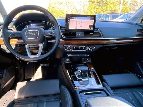 Used 2023 Audi Q5 Prestige image 15