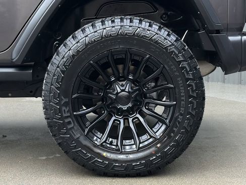 Used 2025 Jeep Wrangler Unlimited Sport S 4xe AWD/4WD image 12