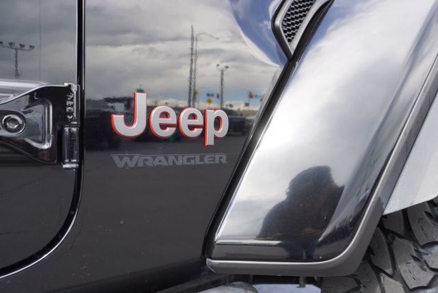 Used 2024 Jeep Wrangler Unlimited Rubicon AWD/4WD image 18
