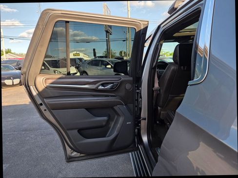 Used 2021 GMC Yukon Denali w/ Denali Ultimate Package AWD/4WD image 43