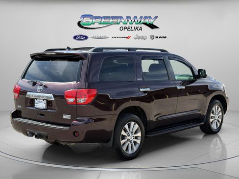 Used 2016 Toyota Sequoia Limited w/ Safety & Convenience Package image 3