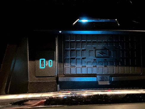 Certified 2024 Ford Expedition Max XLT image 32