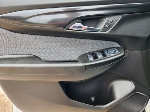 Certified 2025 Chevrolet TrailBlazer LT FWD image 24