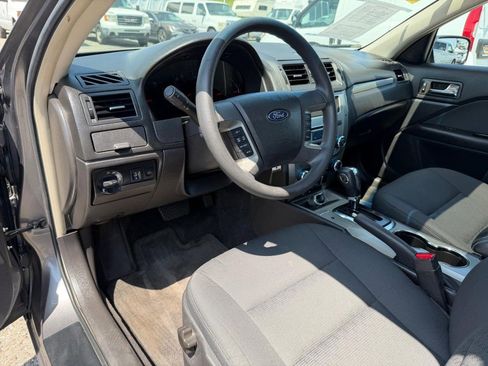 Used 2012 Ford Fusion SE FWD image 12