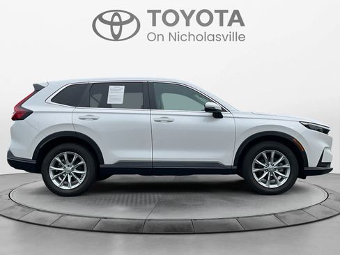 Used 2024 Honda CR-V EX-L image 6