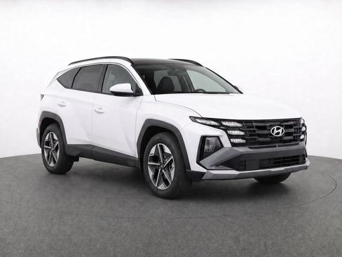 Certified 2025 Hyundai Tucson SEL FWD image 2