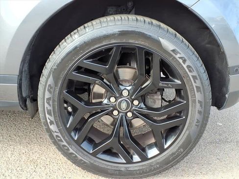 Used 2020 Land Rover Range Rover Evoque SE image 8