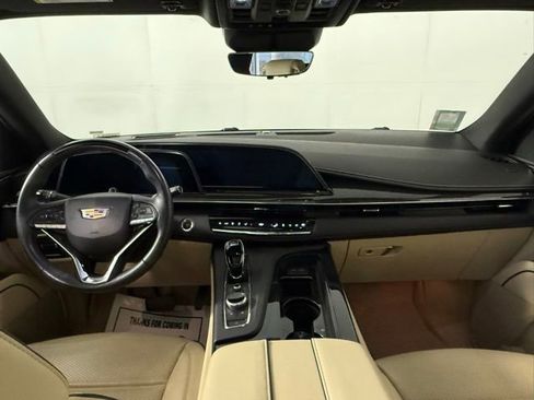 Used 2023 Cadillac Escalade ESV Premium Luxury w/ Performance Package AWD/4WD image 28