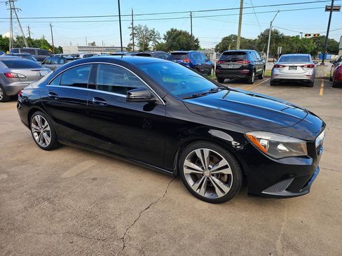 Used 2014 Mercedes-Benz CLA 250 image 4