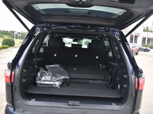 Used 2025 Toyota Sequoia SR5 image 36
