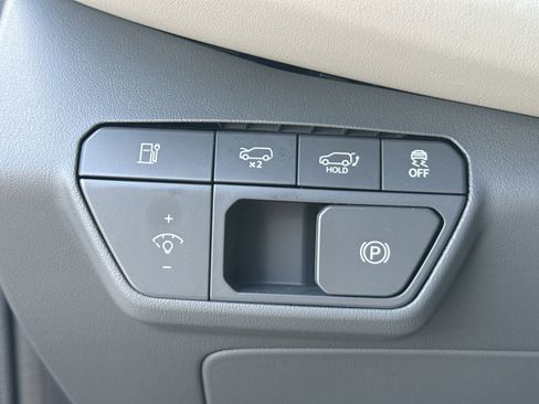 New 2026 Kia EV9 Land image 28