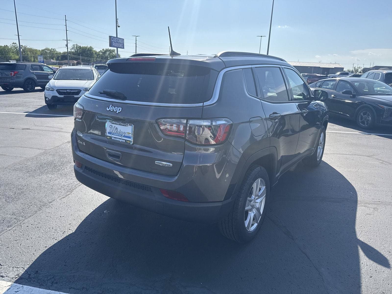 Used 2022 Jeep Compass Latitude AWD/4WD image 4